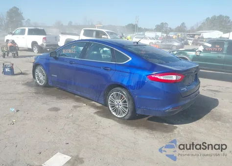 2013 Ford Fusion Hybrid Se z USA, uszkodzony, nr VIN 3FA6P0LU9DR382982